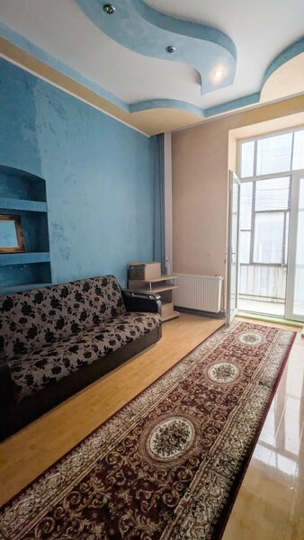 Metrou Universitate, Izvor, 3 camere 70 mp in bloc, Centrala Proprie, AC